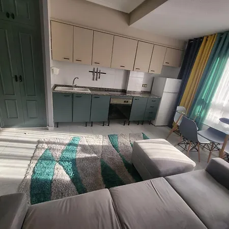 Apartments, 50 Meters From Playa Del Cura Torrevieja
